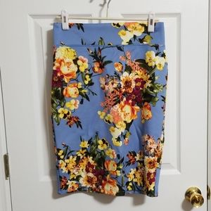 Pencil skirt with floral design
